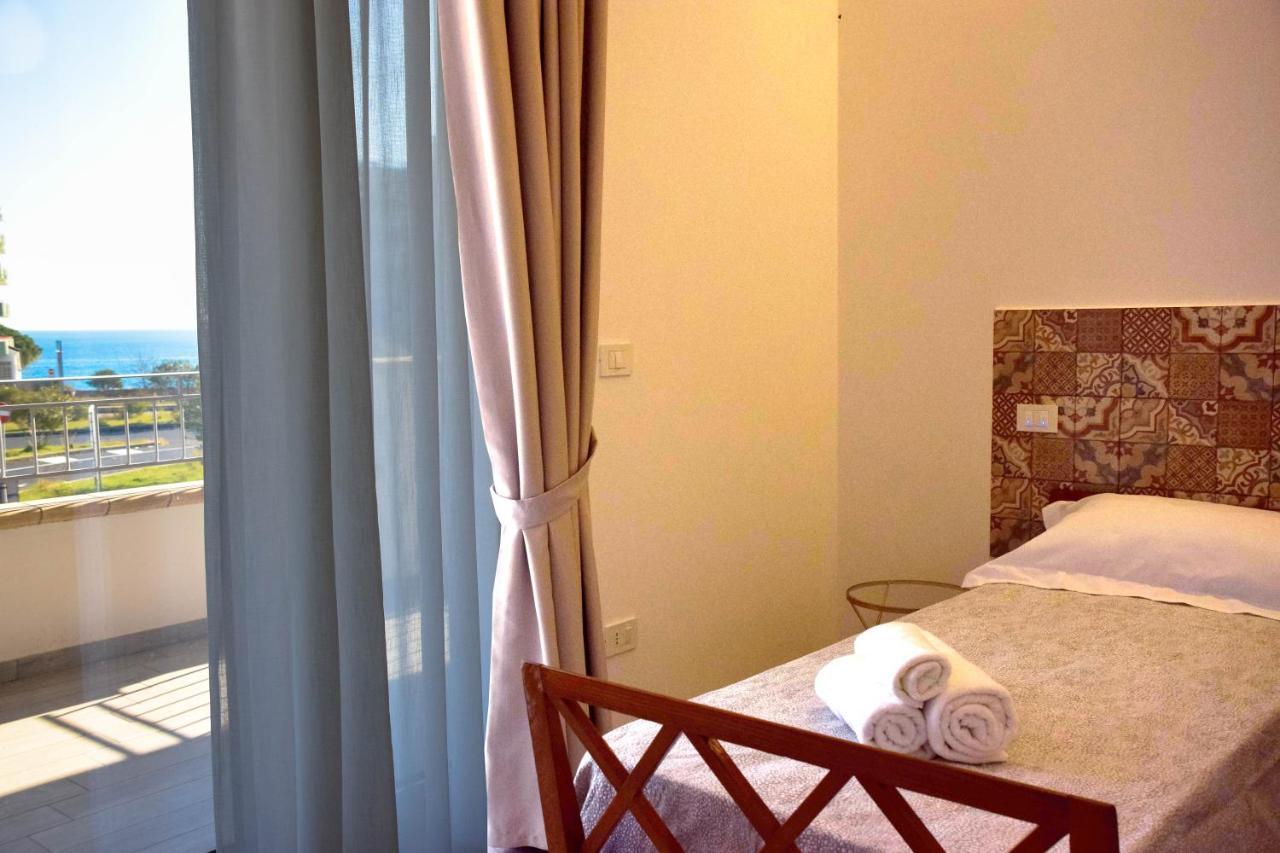 Accomodati B&B Marina di Gioiosa Ionica Εξωτερικό φωτογραφία